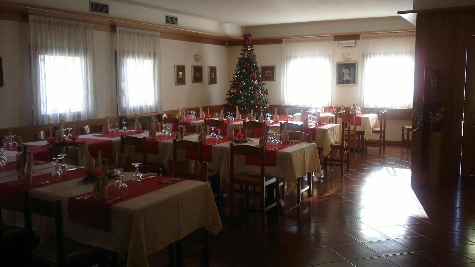 Hotel Serenella Canal San Bovo Bagian luar foto
